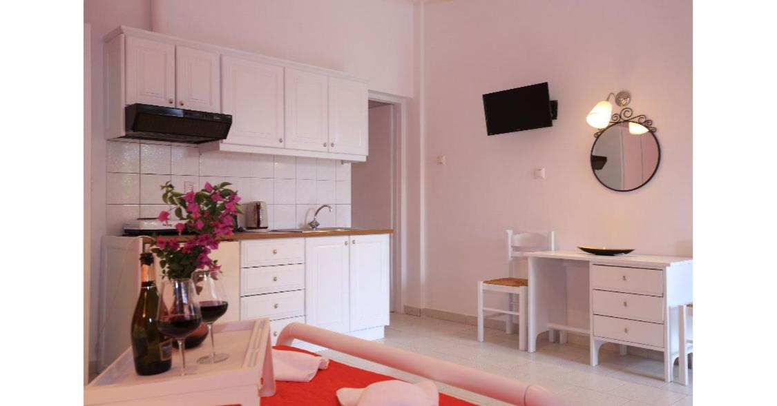 Stoúpa Athina Apartments מראה חיצוני תמונה