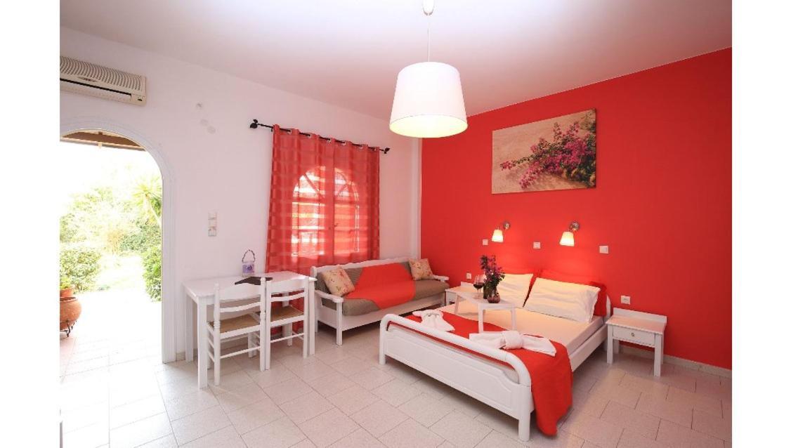 Stoúpa Athina Apartments מראה חיצוני תמונה